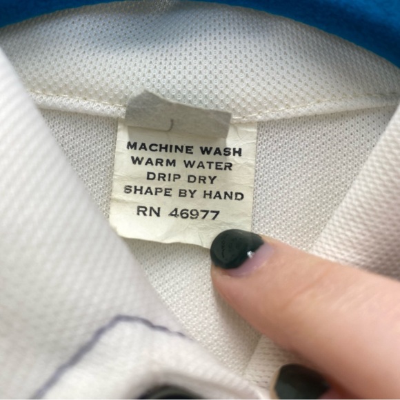 Vintage 60s/70s Pointed Collar Textured Long Sleeve Button Up Cropped Top - Picture 10 of 11